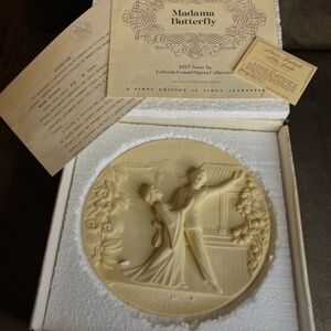 1977 Vtg Handcarved Alabaster La Scala Grand Opera Madame Butterfly Plate NIB
